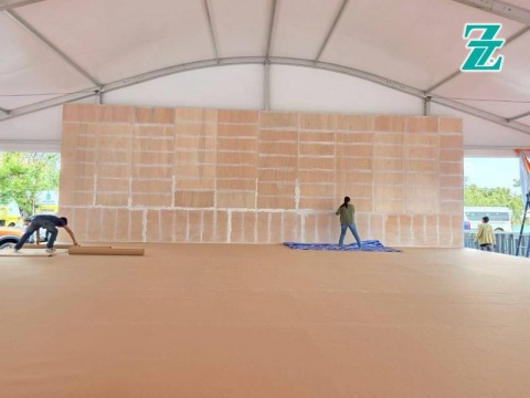 ปูพรมงานเลี้ยง